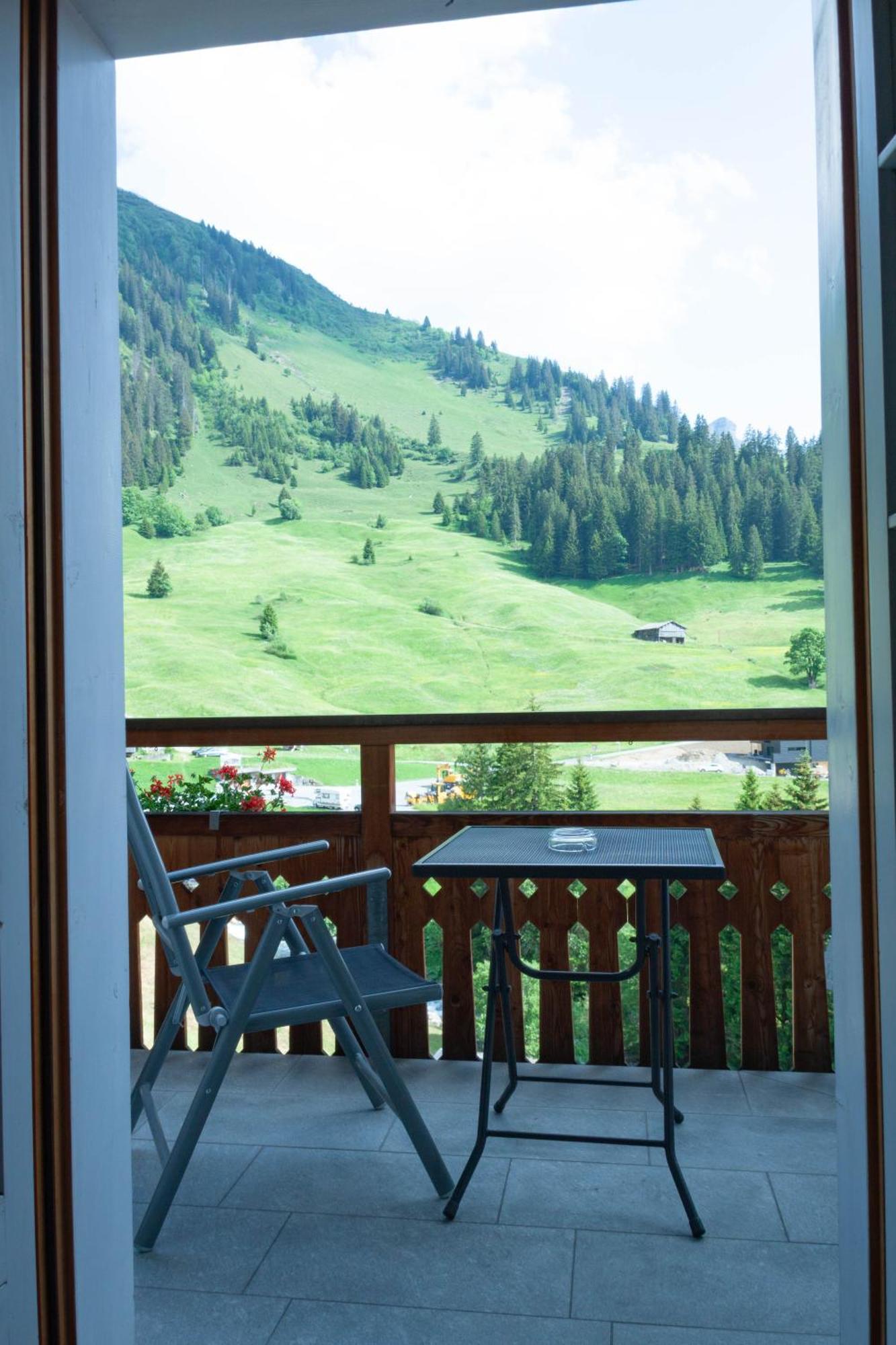 Hotel Madrisajoch Sankt Antönien Zewnętrze zdjęcie